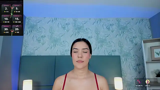 Snapshot of lexiethompson_ chatting on October 2025 12:05:02 PM lexiethompson online show from October 2025 12:05:02 PM