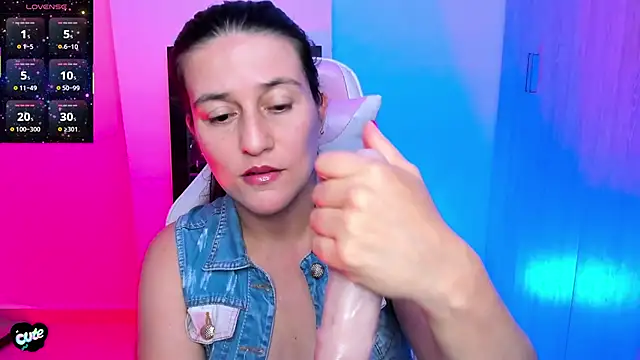 Saskyaa online show from March 2025 04:35:02 PM