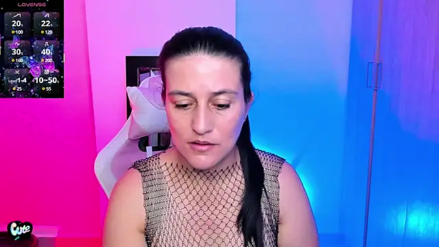 Saskyaa online show from March 2025 03:29:02 PM