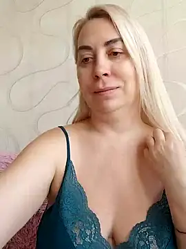 HotJanet online show from January 2025 08:54:01 AM