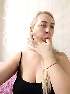 HotJanet online show from January 2025 07:31:02 PM