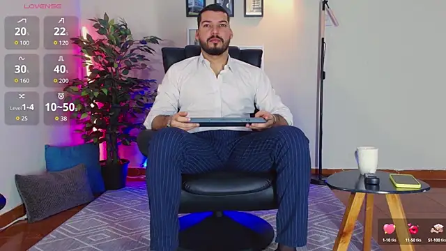 Snapshot of HenryBenso chatting on October 2025 10:54:02 AM HenryBenso online show from October 2025 10:54:02 AM