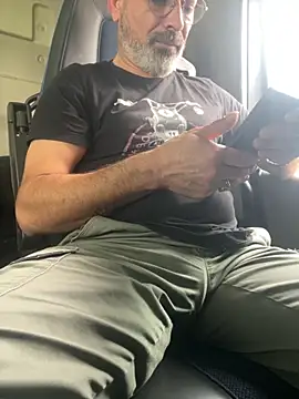 Snapshot of dzhakar chatting on October 2025 10:37:01 AM dzhakar online show from October 2025 10:37:01 AM