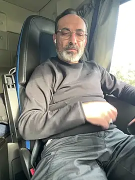 Snapshot of dzhakar chatting on November 2025 10:47:02 AM dzhakar online show from November 2025 10:47:02 AM