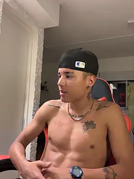 Snapshot of lilrich7 chatting on November 2025 12:19:01 AM lilrich7 online show from November 2025 12:19:01 AM