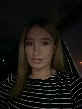 Snapshot of StasyWood chatting on December 2024 01:47:02 AM StasyWood online show from December 2024 01:47:02 AM