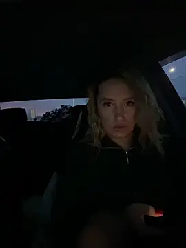 Snapshot of StasyWood chatting on December 2024 02:12:02 AM StasyWood online show from December 2024 02:12:02 AM