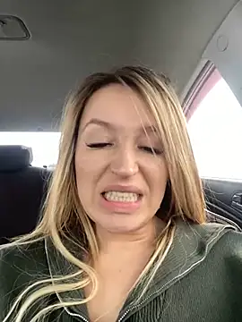 Snapshot of StasyWood chatting on January 2025 04:12:02 AM StasyWood online show from January 2025 04:12:02 AM