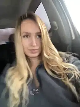 Snapshot of StasyWood chatting on January 2025 04:50:02 AM StasyWood online show from January 2025 04:50:02 AM