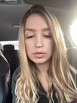 Snapshot of StasyWood chatting on January 2025 04:36:02 AM StasyWood online show from January 2025 04:36:02 AM