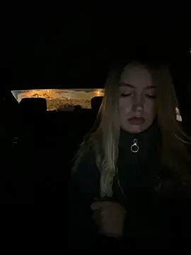 Snapshot of StasyWood chatting on February 2025 01:03:02 AM StasyWood online show from February 2025 01:03:02 AM