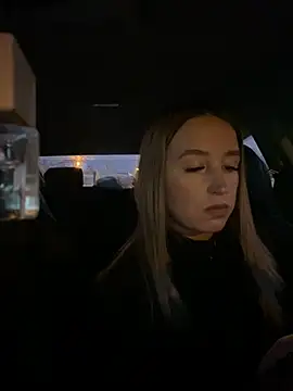 Snapshot of StasyWood chatting on February 2025 01:10:01 AM StasyWood online show from February 2025 01:10:01 AM