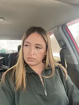 Snapshot of StasyWood chatting on March 2025 04:17:02 AM StasyWood online show from March 2025 04:17:02 AM