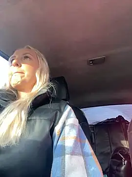 Snapshot of StasyWood chatting on March 2025 01:57:02 AM StasyWood online show from March 2025 01:57:02 AM