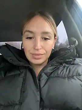 Snapshot of StasyWood chatting on October 2025 01:01:02 AM StasyWood online show from October 2025 01:01:02 AM