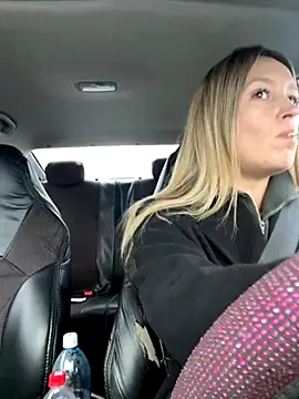 Snapshot of StasyWood chatting on October 2025 01:36:02 AM StasyWood online show from October 2025 01:36:02 AM