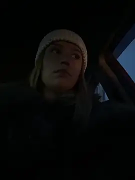 Snapshot of StasyWood chatting on November 2025 01:06:02 AM StasyWood online show from November 2025 01:06:02 AM