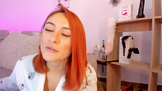 Snapshot of Tiarha chatting on February 2025 07:38:02 AM Tiarha online show from February 2025 07:38:02 AM