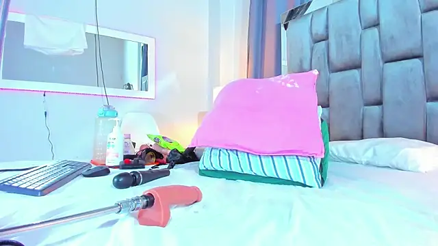 Snapshot of Antonellahorny69 chatting on October 2025 07:14:01 PM Antonellahorny69 online show from October 2025 07:14:01 PM