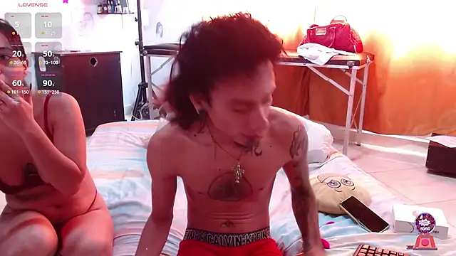 Tiffany prettygirl online show from March 2025 03:40:01 PM