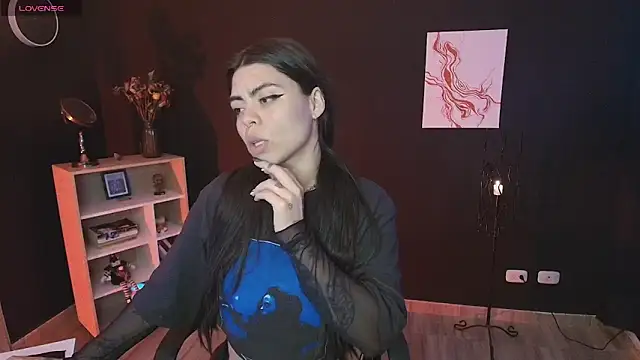 Snapshot of _WednesdayFriday_ chatting on December 2024 03:40:01 AM WednesdayFriday online show from December 2024 03:40:01 AM