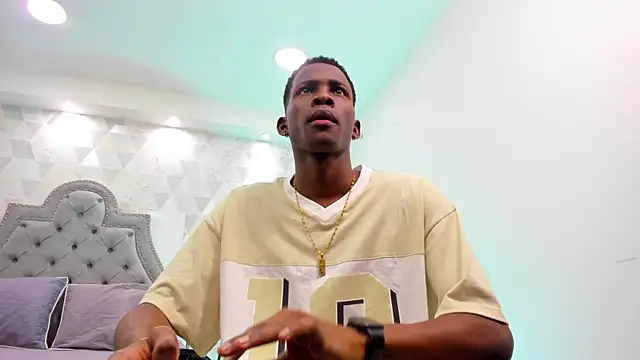 Snapshot of JacksonMuller_ chatting on January 2025 11:33:01 AM JacksonMuller online show from January 2025 11:33:01 AM