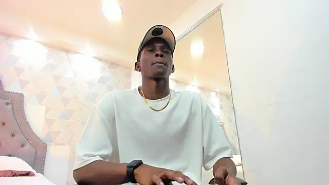 Snapshot of JacksonMuller_ chatting on January 2025 02:17:02 PM JacksonMuller online show from January 2025 02:17:02 PM