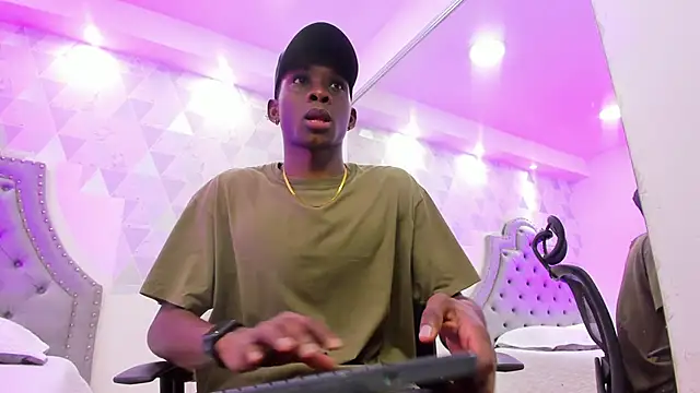 Snapshot of JacksonMuller_ chatting on February 2025 03:07:01 PM JacksonMuller online show from February 2025 03:07:01 PM