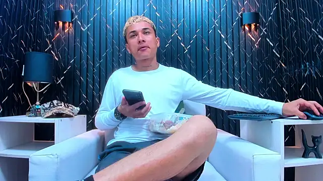 jeic 18 online show from November 2025 07:13:02 PM