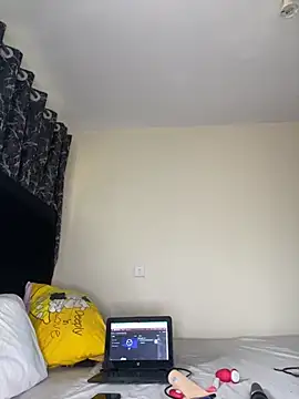 Snapshot of Sexy_barb2 chatting on November 2025 09:43:01 AM Sexy barb2 online show from November 2025 09:43:01 AM