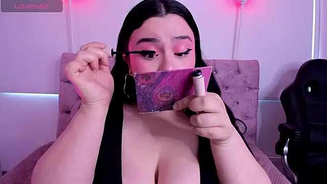 Abbyy Brooks online show from October 2025 11:39:01 AM