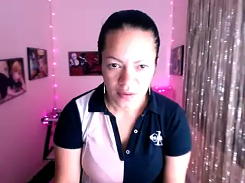 Cristal w online show from January 2025 01:41:01 PM