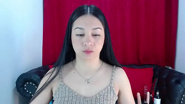 Lila Pinky online show from January 2025 01:36:01 PM