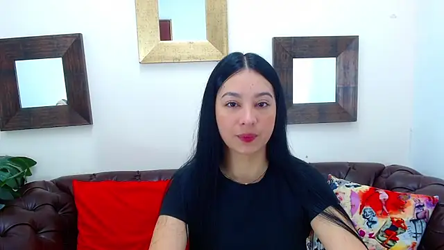 Lila Pinky online show from February 2025 02:09:02 PM