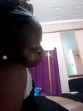 slender-qwene online show from October 2025 05:46:02 PM