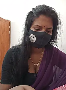 Snapshot of Anusri- chatting on October 2025 01:53:02 PM Anusri- online show from October 2025 01:53:02 PM