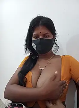 Snapshot of Anusri- chatting on October 2025 11:16:01 PM Anusri- online show from October 2025 11:16:01 PM