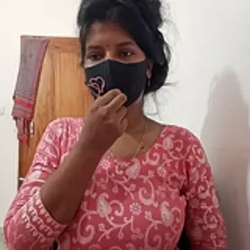 Snapshot of Anusri- chatting on October 2025 04:06:02 PM Anusri- online show from October 2025 04:06:02 PM