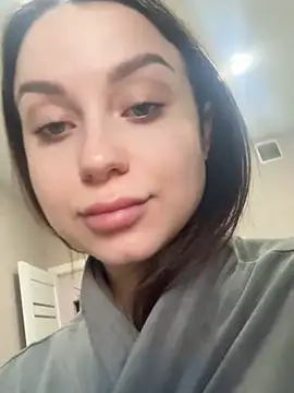 Snapshot of ellie_ssexy chatting on October 2025 04:26:01 AM ellie ssexy online show from October 2025 04:26:01 AM