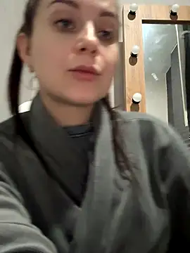 Snapshot of ellie_ssexy chatting on October 2025 08:20:01 PM ellie ssexy online show from October 2025 08:20:01 PM