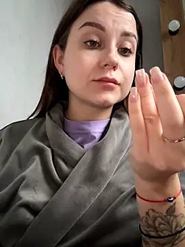 Snapshot of ellie_ssexy chatting on October 2025 04:12:02 AM ellie ssexy online show from October 2025 04:12:02 AM