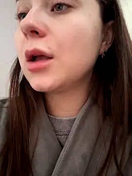 Snapshot of ellie_ssexy chatting on November 2025 05:08:02 AM ellie ssexy online show from November 2025 05:08:02 AM