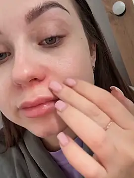 Snapshot of ellie_ssexy chatting on November 2025 05:07:02 AM ellie ssexy online show from November 2025 05:07:02 AM