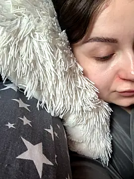 Snapshot of ellie_ssexy chatting on November 2025 05:17:01 AM ellie ssexy online show from November 2025 05:17:01 AM