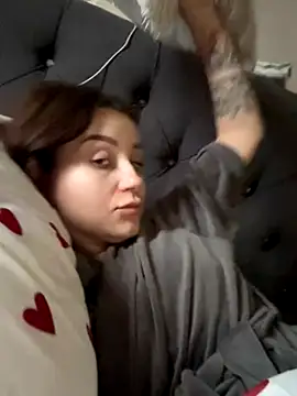 Snapshot of ellie_ssexy chatting on November 2025 05:17:01 AM ellie ssexy online show from November 2025 05:17:01 AM