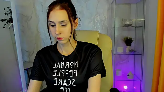 ArmiEri online show from November 2025 06:39:01 PM