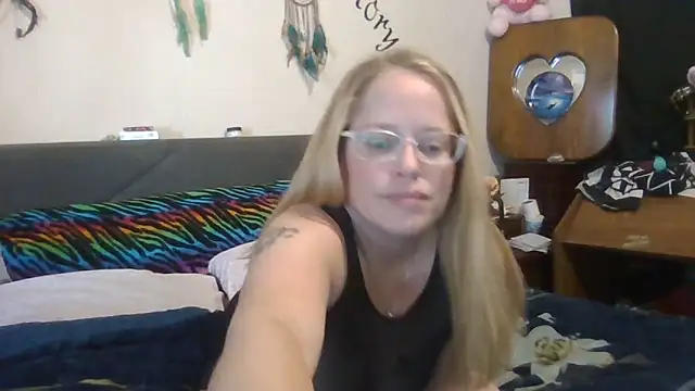 Toybox13 Pika online show from October 2025 03:45:02 PM