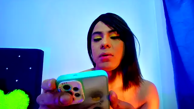 Snapshot of Aliice_Doll chatting on September 2025 04:19:02 PM Aliice Doll online show from September 2025 04:19:02 PM