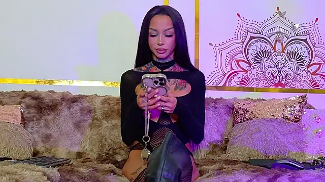 PandoraVolkov online show from October 2025 06:05:02 PM