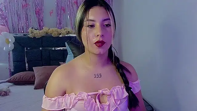 Snapshot of Lia_14_ chatting on October 2025 01:17:02 PM Lia 14 online show from October 2025 01:17:02 PM